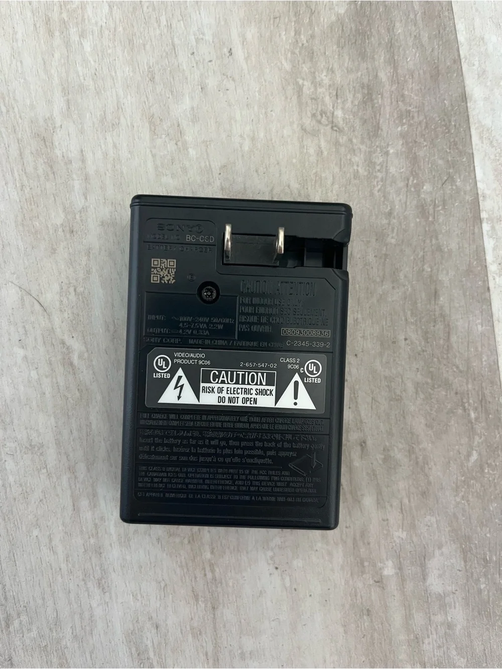 Sony Wall Battery Charger BC-CSD Sony D, T, R & E rechargeable battery series